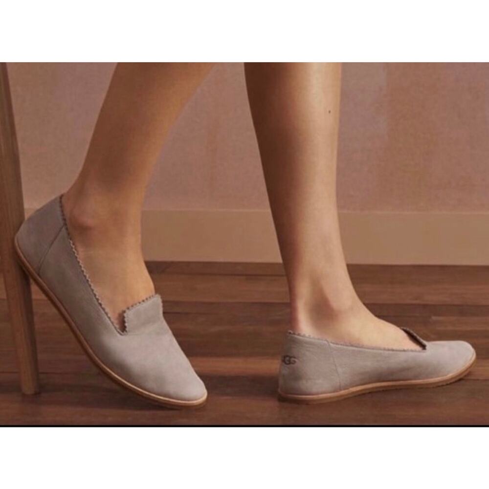 UGG Australia Women's Vista Light Gray Nubuck Leather Slip-Ons Flats Size‎ 9.5